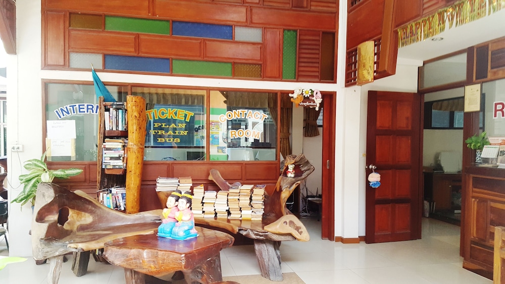 Rattana Guesthouse Bungalow 30/50