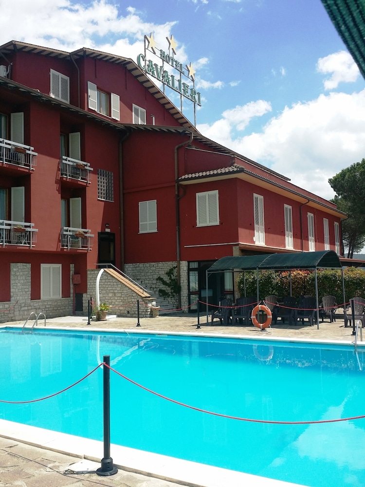 Hotel Cavalieri 3/50