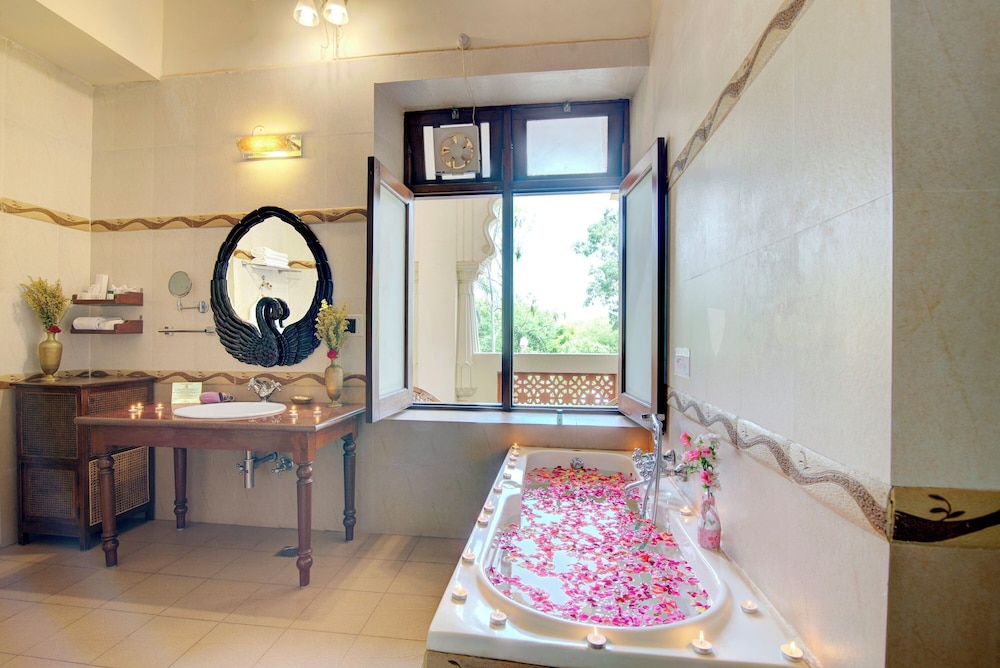 WelcomHeritage Shivavilas Palace 48/64
