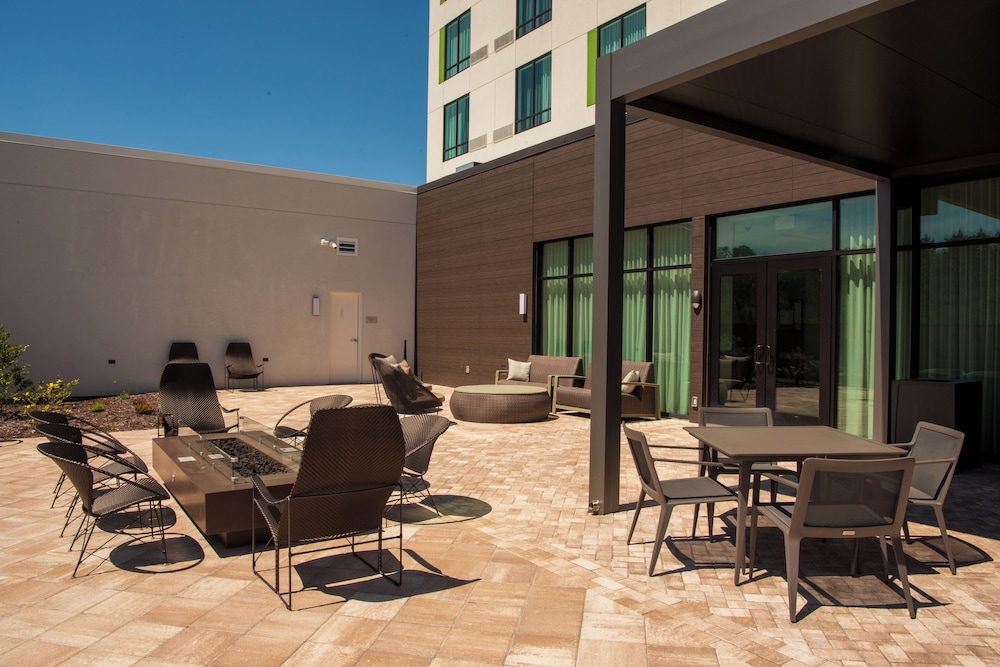 Courtyard by Marriott Lake City 47/50