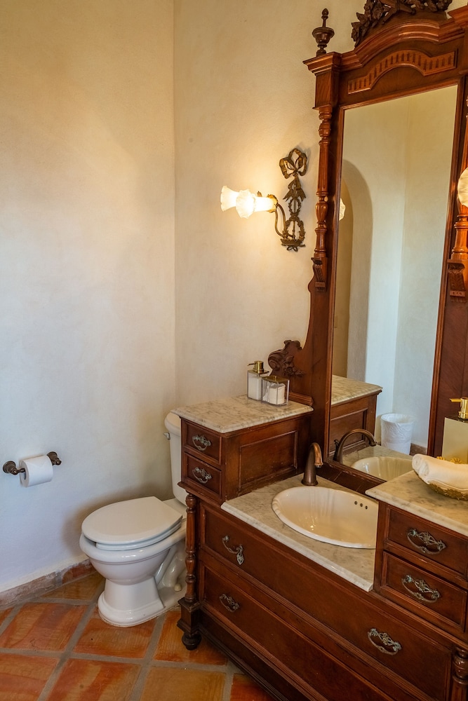 Bellview Hotel Boutique 43/45