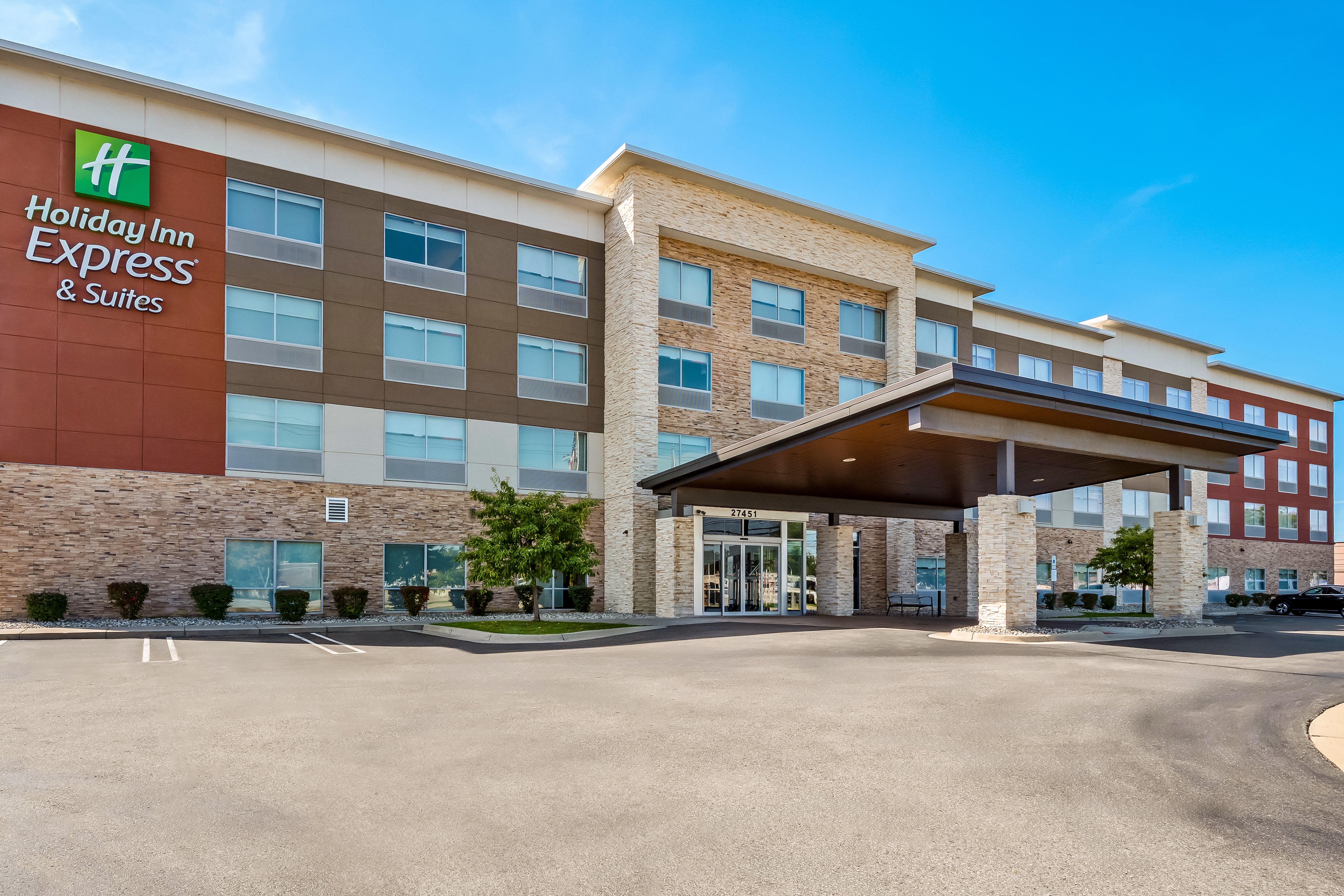 Holiday Inn Express And Suites Detroit Northwest Livonia 39/41