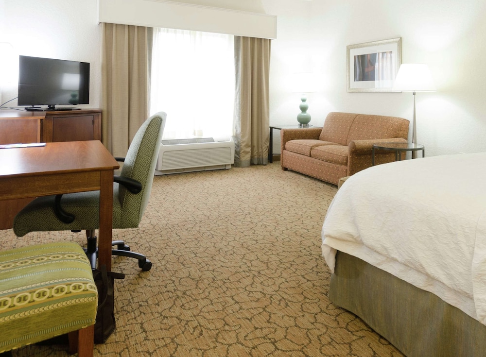 Hampton Inn Hickory 51/66