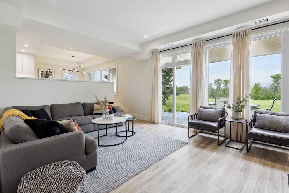 The Lodges At Blue Mountain Wintergreen Condos 30/48