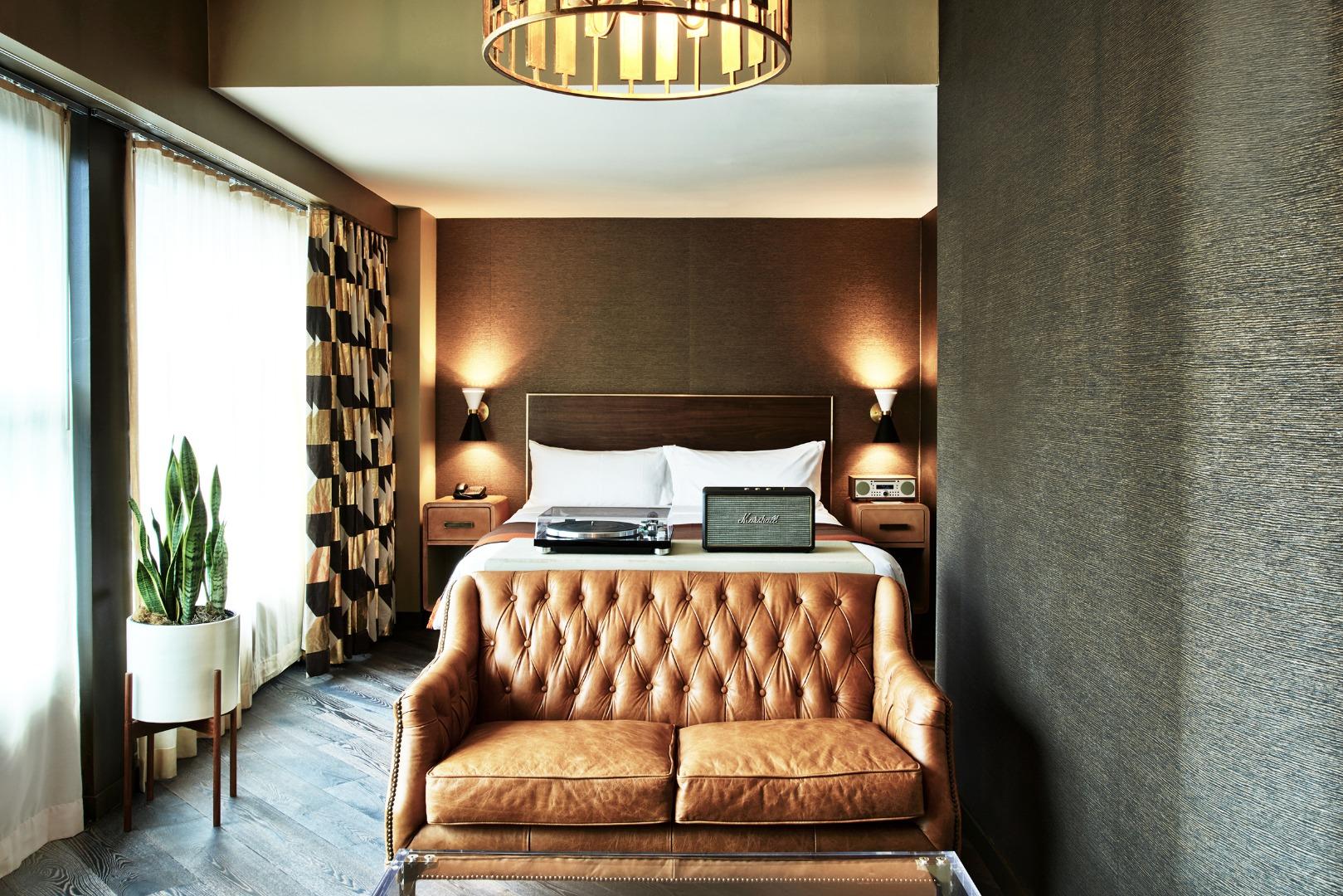 Loft, Suite