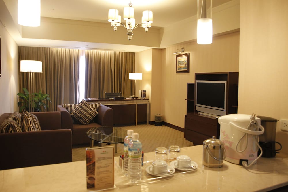 Evergreen Plaza Tainan 43/64
