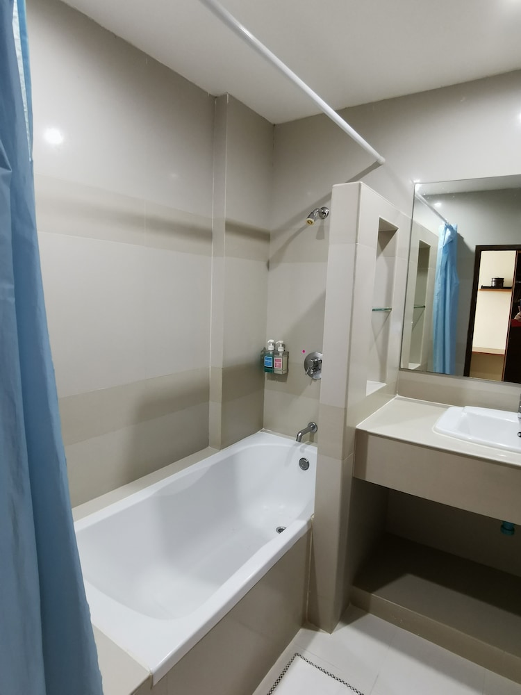 Morakot Hotel Chumphon 66/66