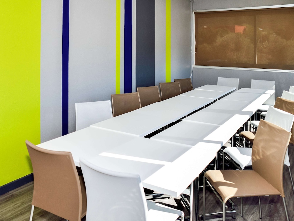 Ibis Budget Aubagne Les Paluds Agora 50/62