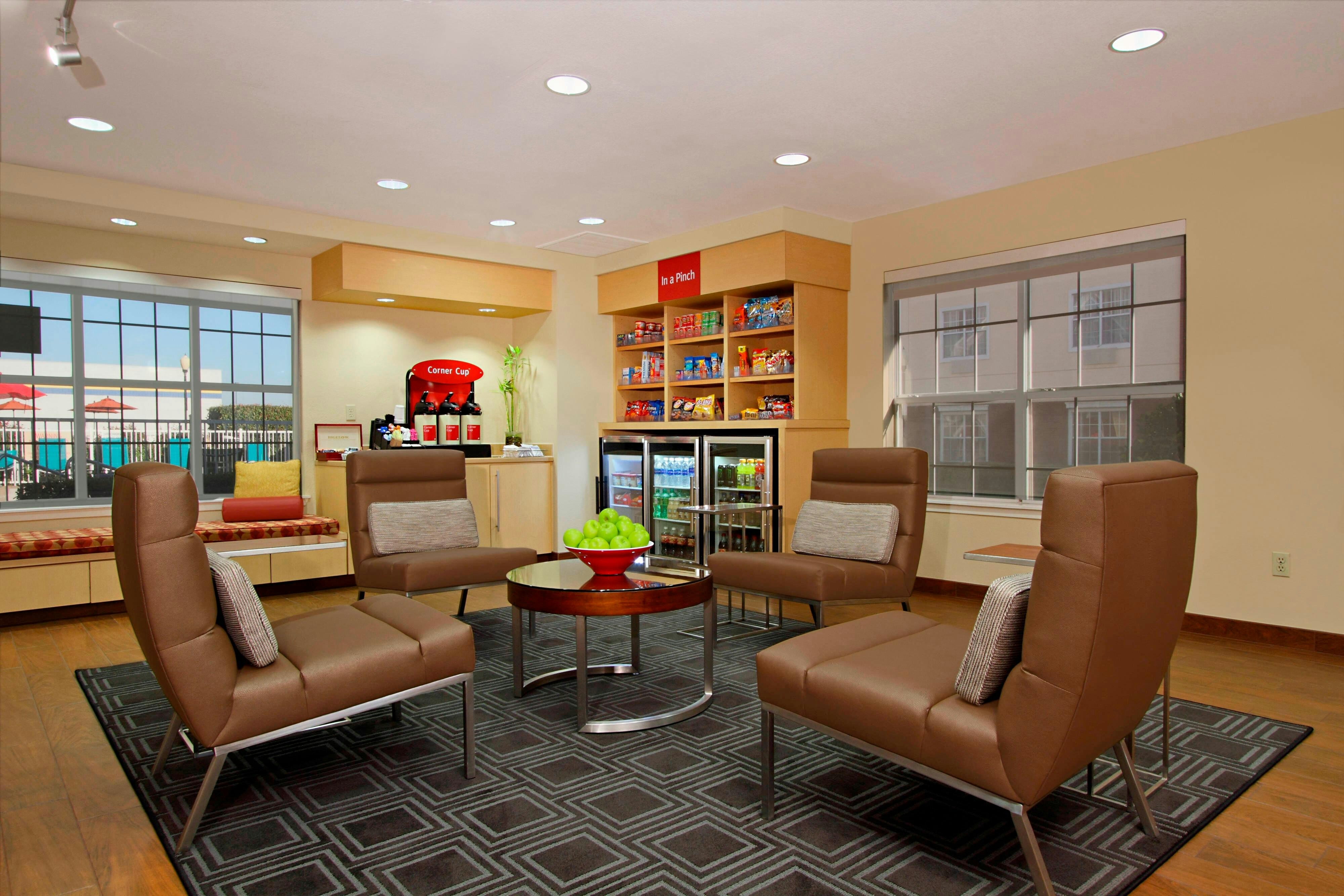 Towneplace Suites By Marriott Fort Worth Southwest/Tcu Area 7/11