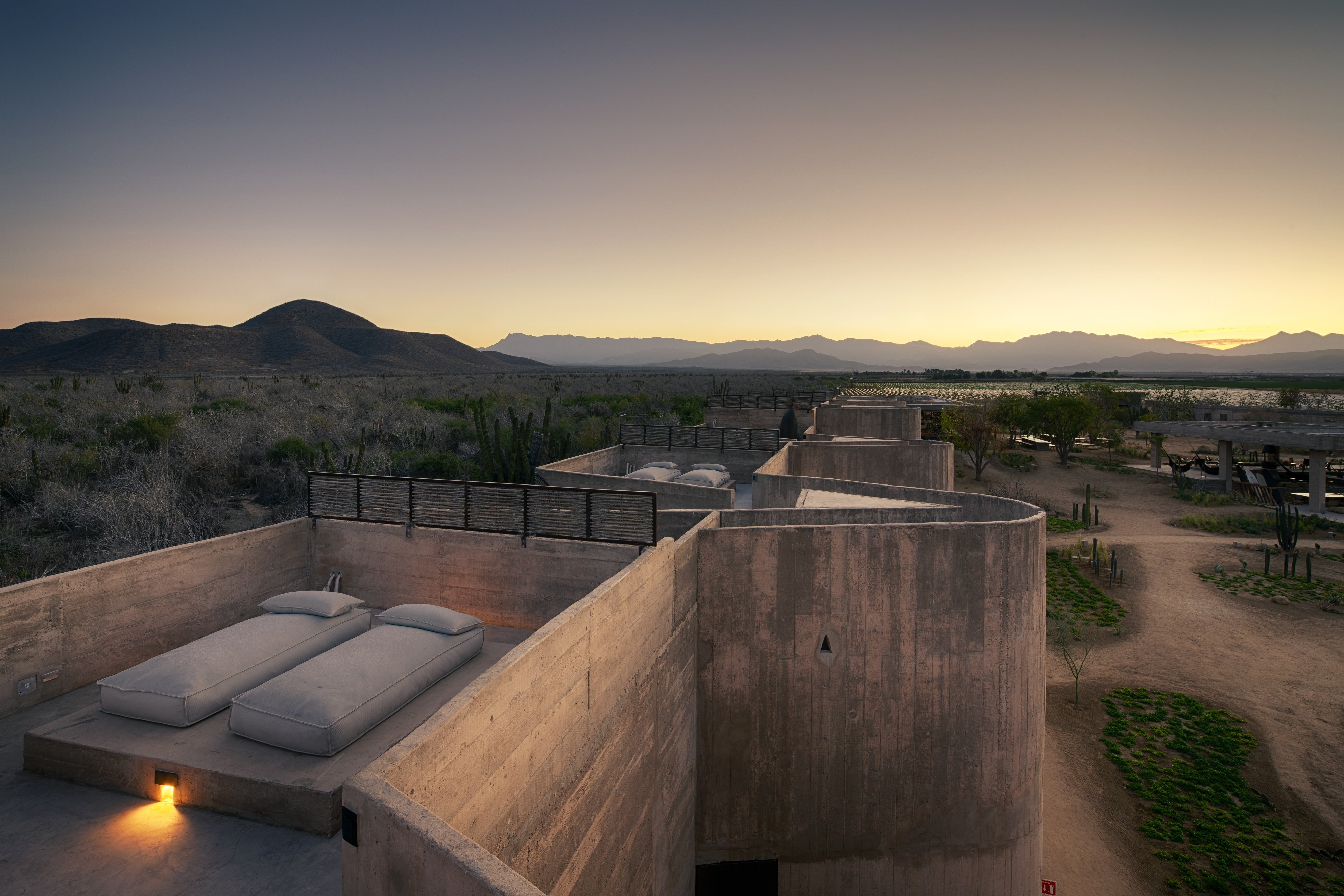 Sky, Suite, King Bed
