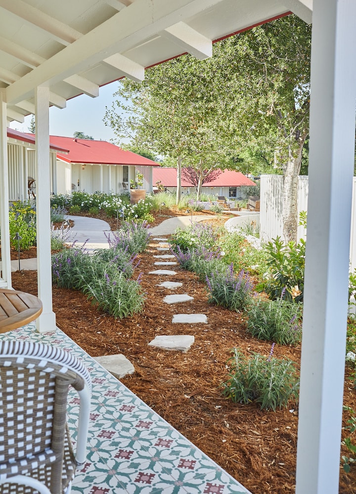 Farmhouse Paso 23/28