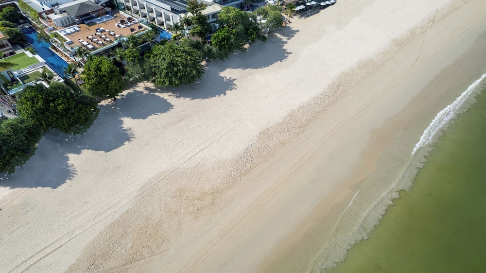 La Flora Resort Patong 55/70