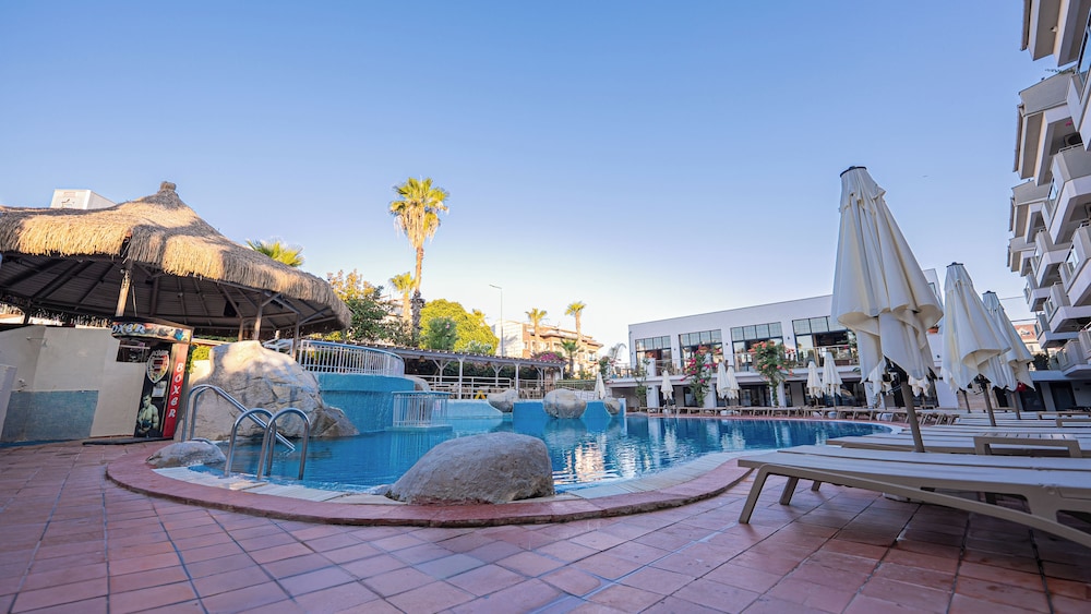 Begonville Hotel 26/50