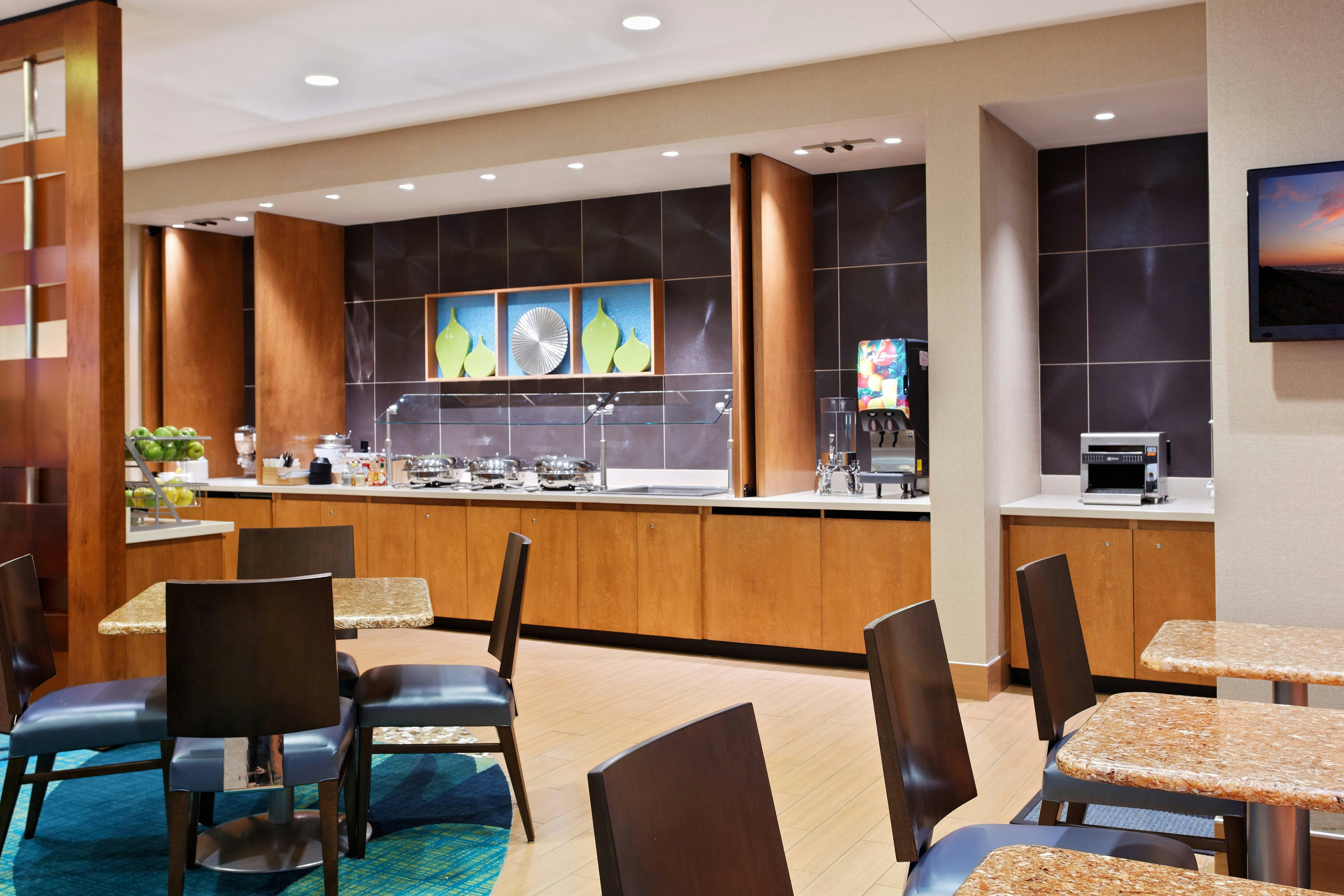 SPRINGHILL SUITES PENSACOLA 24/30