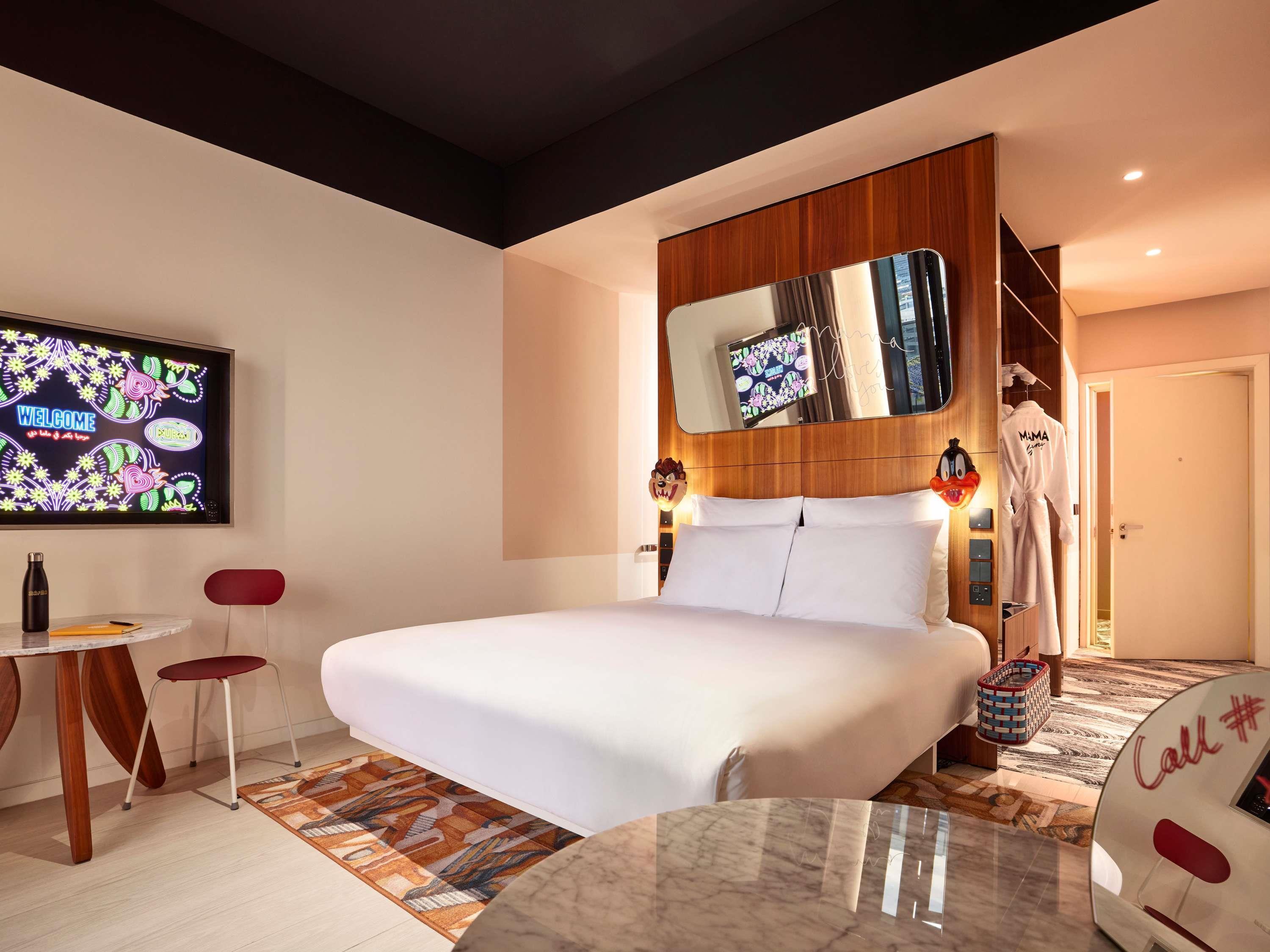 Mama, Medium, Double Bed