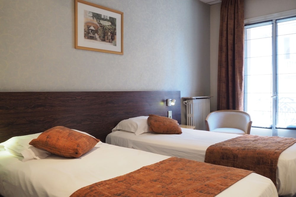 STANDARD, TWIN BEDS
