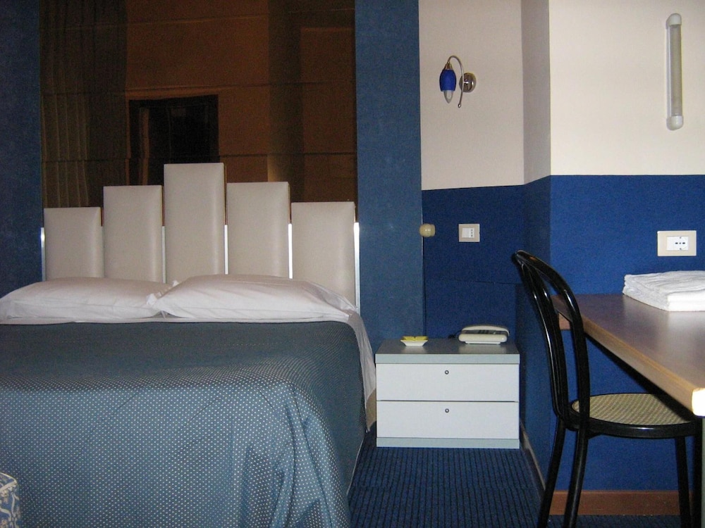 Hotel Europa Parking 47/64