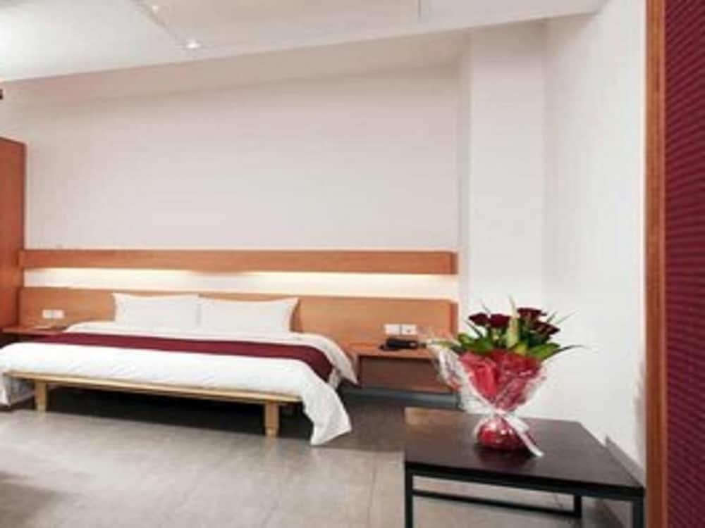 Hotel Onomo Abidjan Airport 17/78
