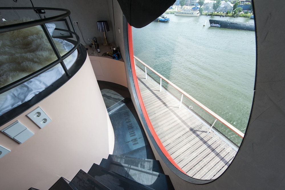 Botel 39/70