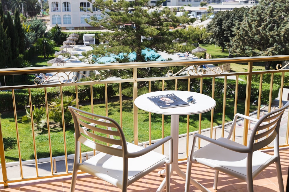 Almirante Hotel 46/78