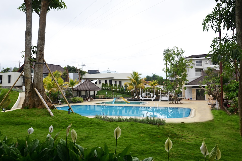 SAMARA RESORT 65/72