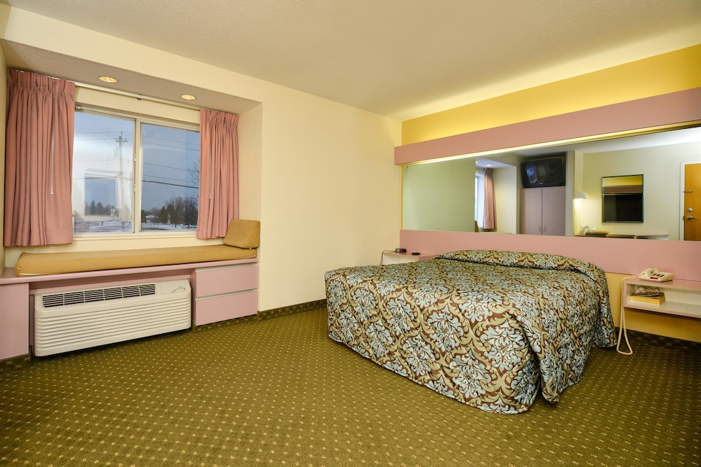 Americas Best Value Inn East Syracuse 11/23