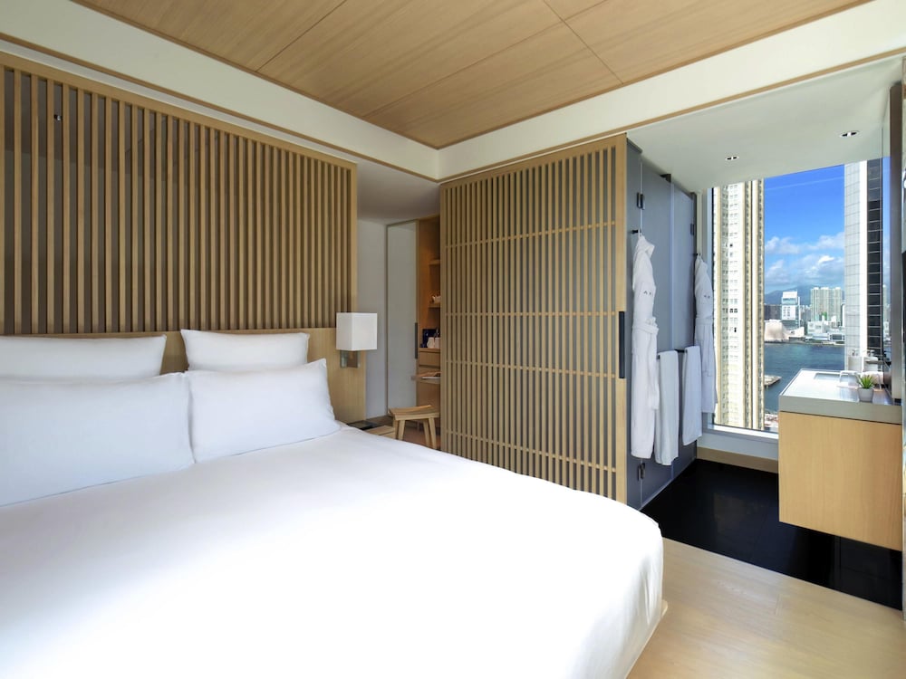 Superior, King Bed, Harbour Side