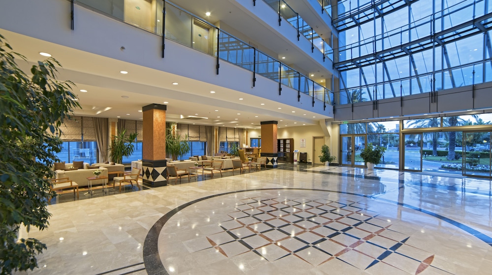 Novum Garden Side Hotel 20/70