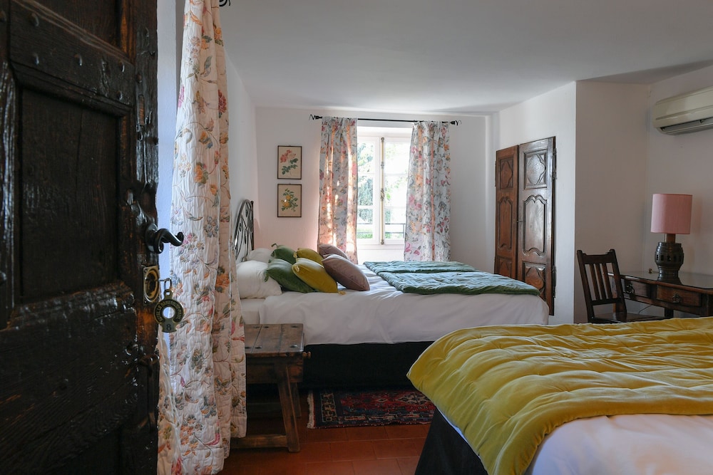 CLASSIC, QUADRUPLE, GARDEN VIEW
