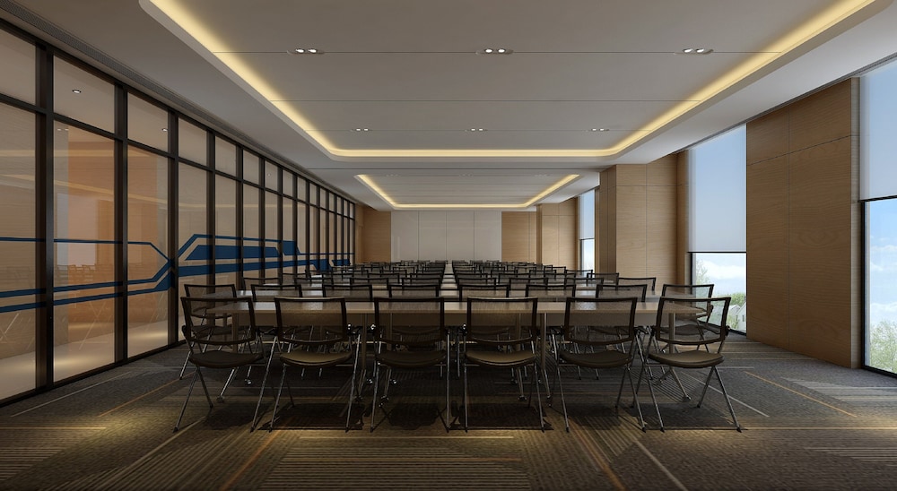 Holiday Inn Express Chengdu Tianfu Airport Zone 19/33