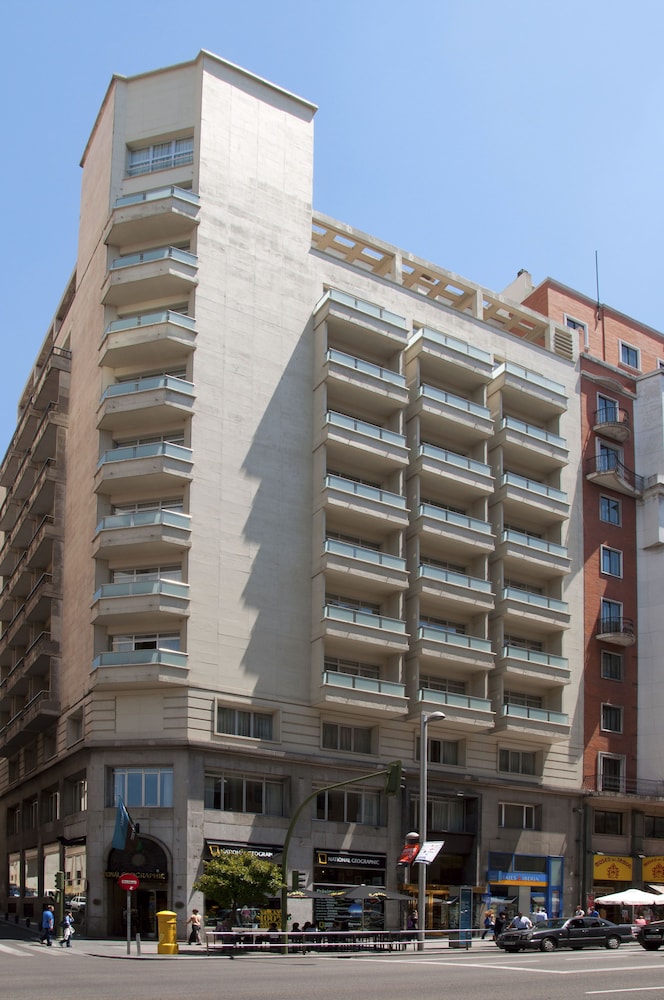Hotel Madrid Plaza Espana Affiliated by Melia 36/40