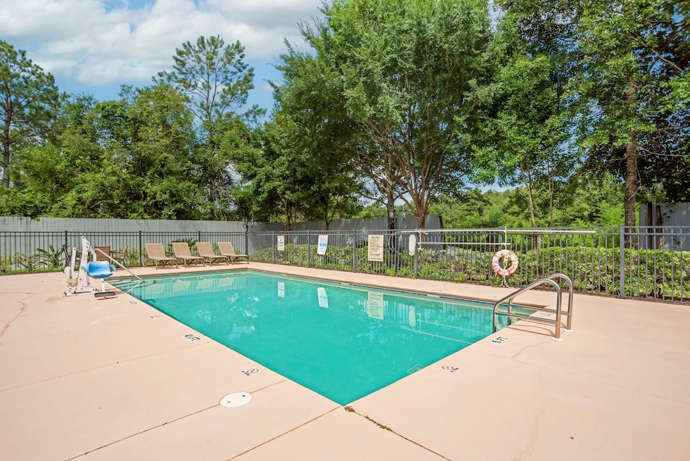 Best Western Wakulla Inn & Suites 29/48