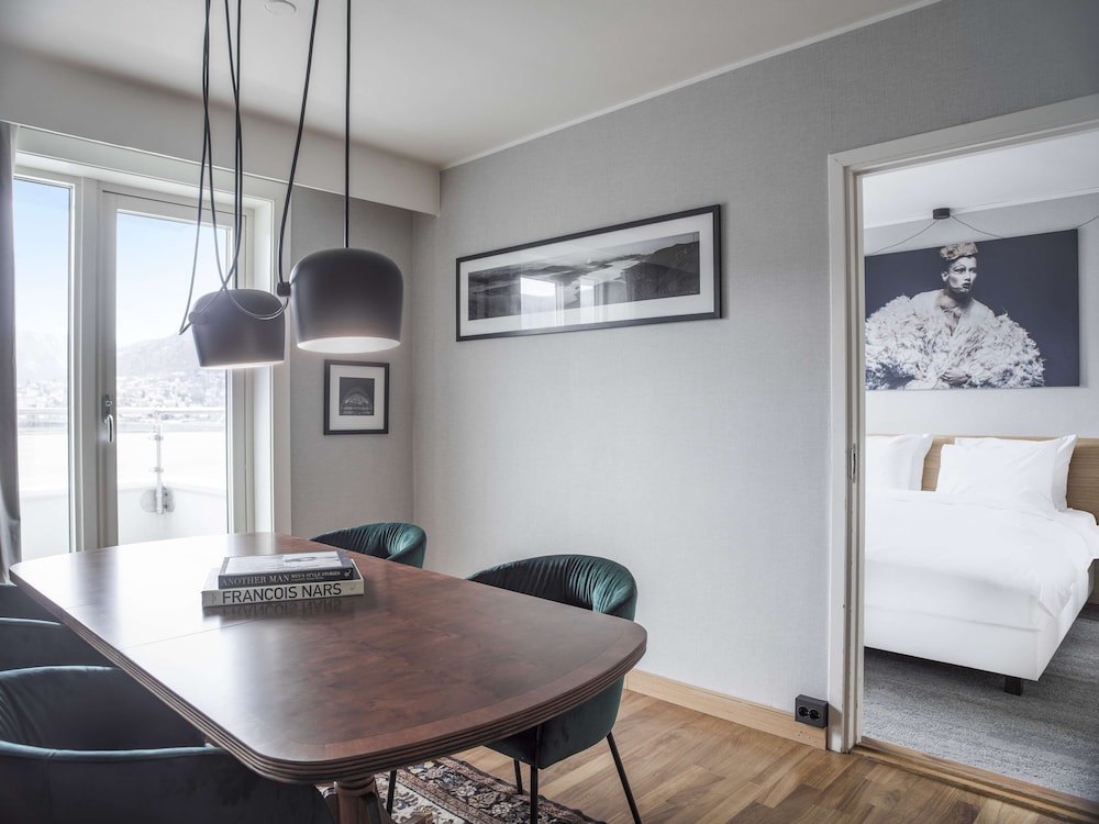 Radisson Blu Tromso 48/72