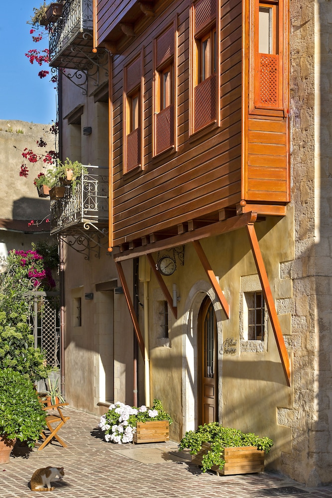 Hotel Ionas 4/61