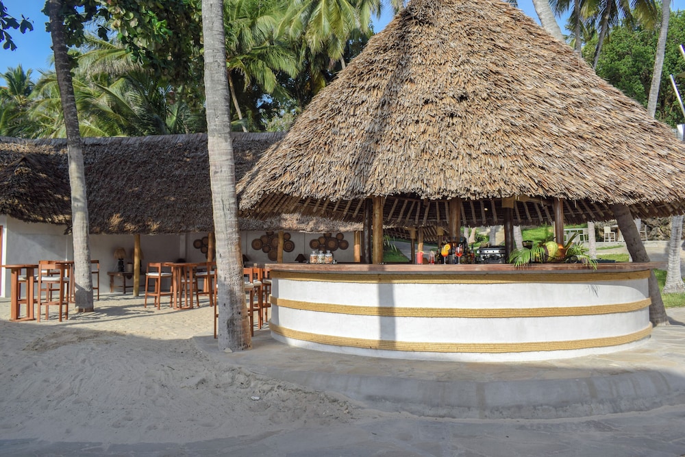 Diamonds Leisure Beach and Golf Resort 7/63