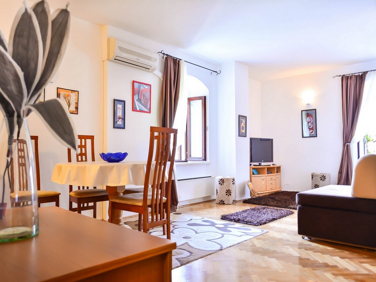 HOTEL APARTMANI SLAVICA 17/38