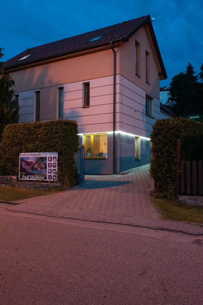 Hotel Garni Pod Skalkou 43/50