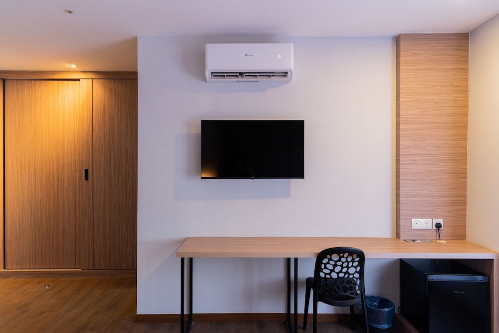 RM Hotel Muar 110/118