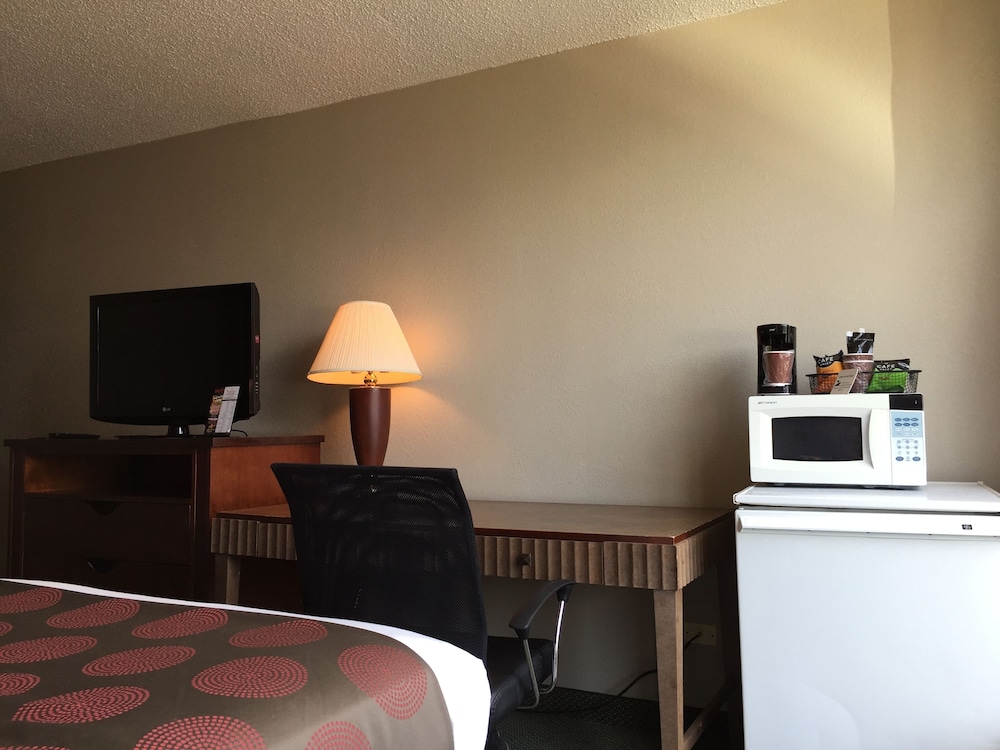 Economy Inn & Suites Shreveport 15/30