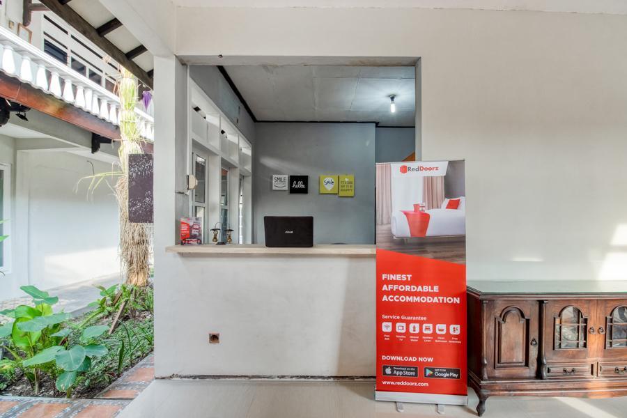 RedDoorz near Malioboro Tugu Station Jogja 2 3/15