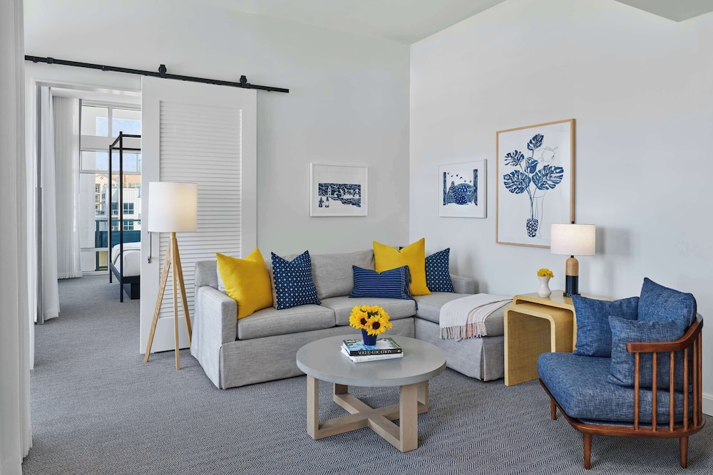 The Seabird Ocean Resort and Spa, Part of Destination Hotel by Hyatt 24/50