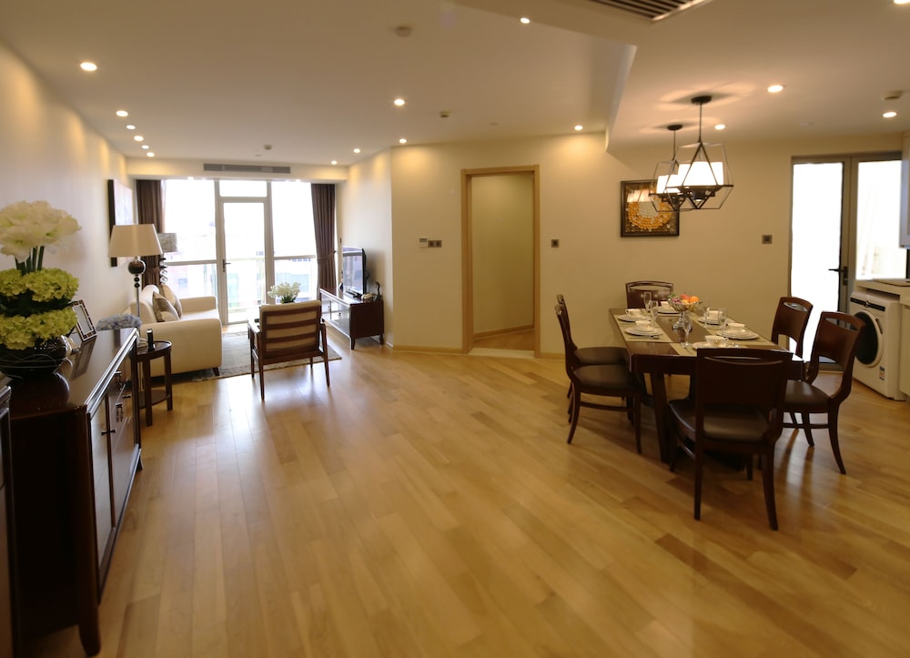 Green Court Residence Jinqiao Diamond Shanghai 30/50