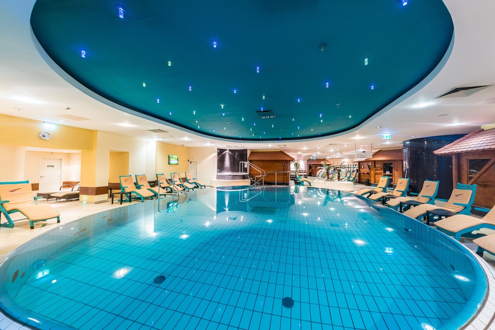 Mauritius Hotel And Therme Cologne 46/75