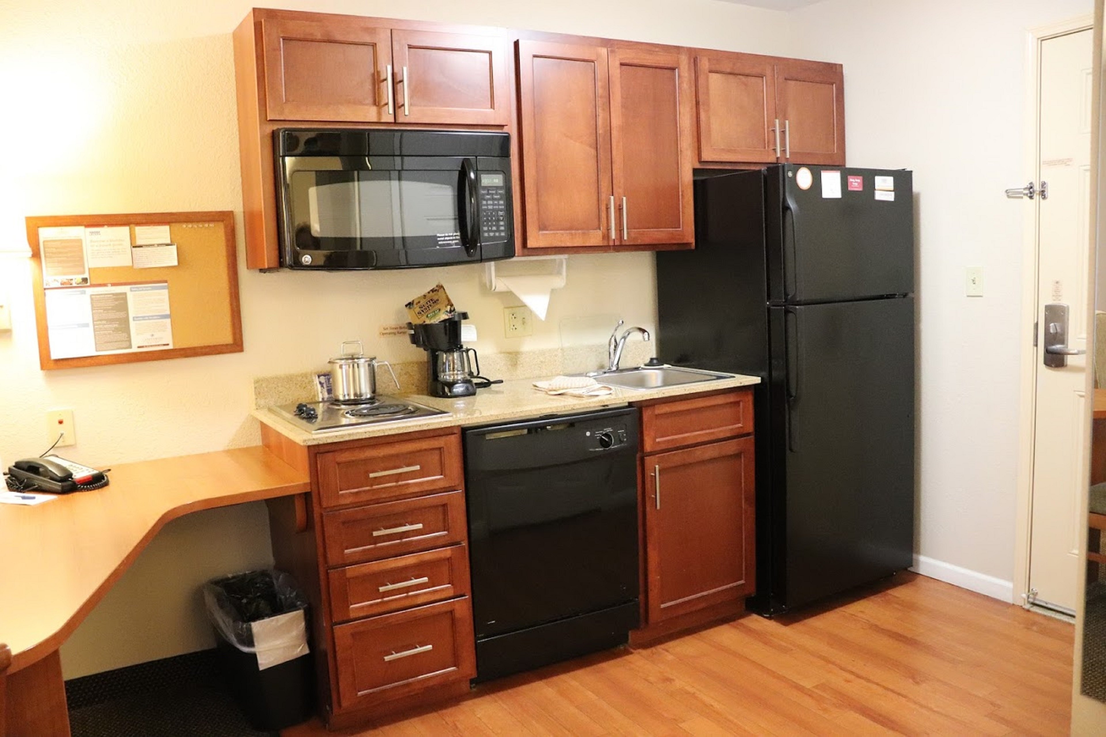 CANDLEWOOD SUITES CAPE GIRARDEAU 11/68