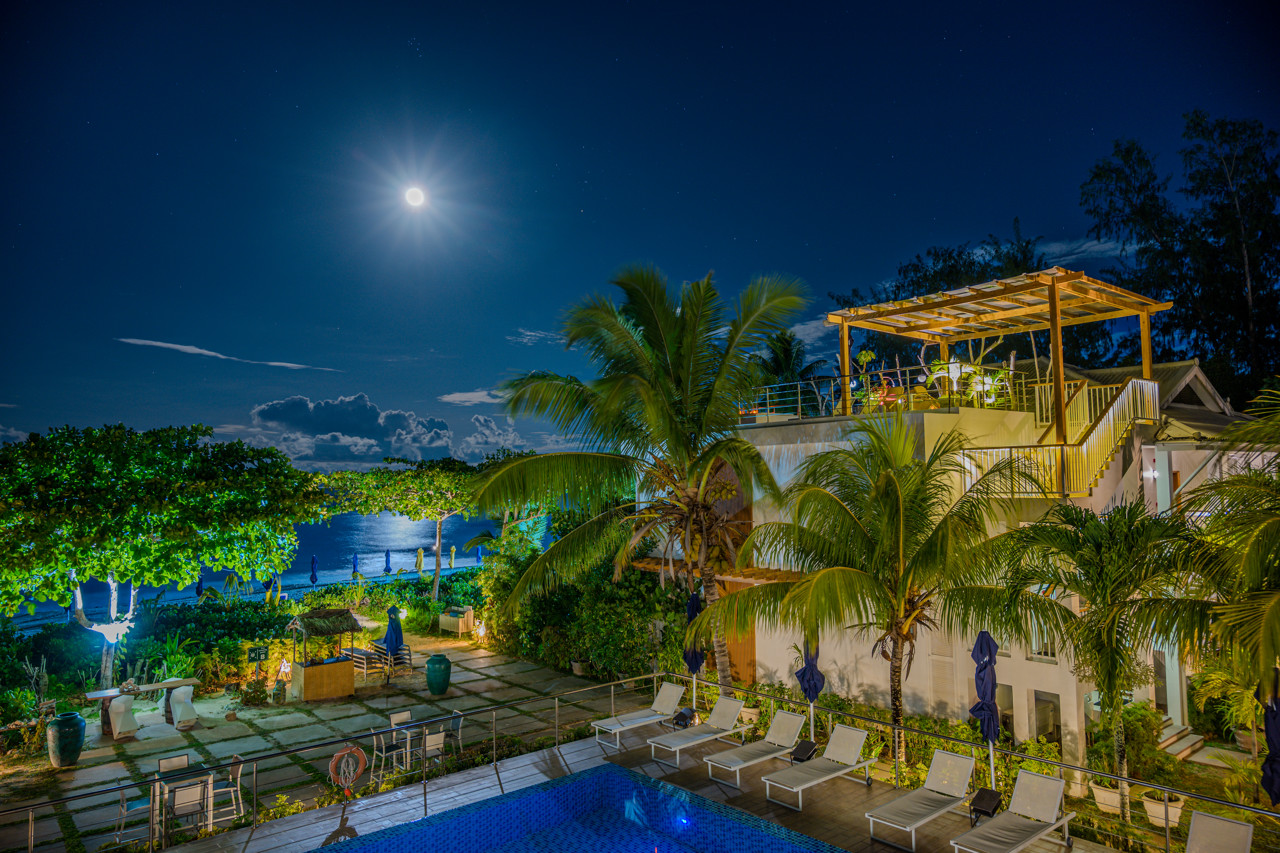 Acajou Beach Resort 73/76