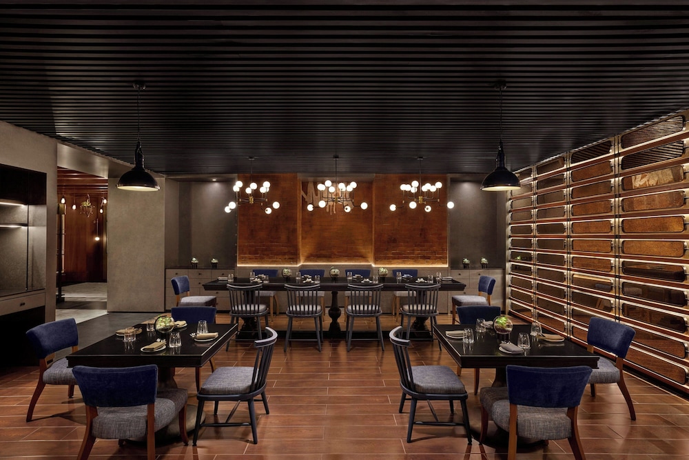 The Westin Mumbai Powai Lake (ex Renaissance Mumbai) 52/68