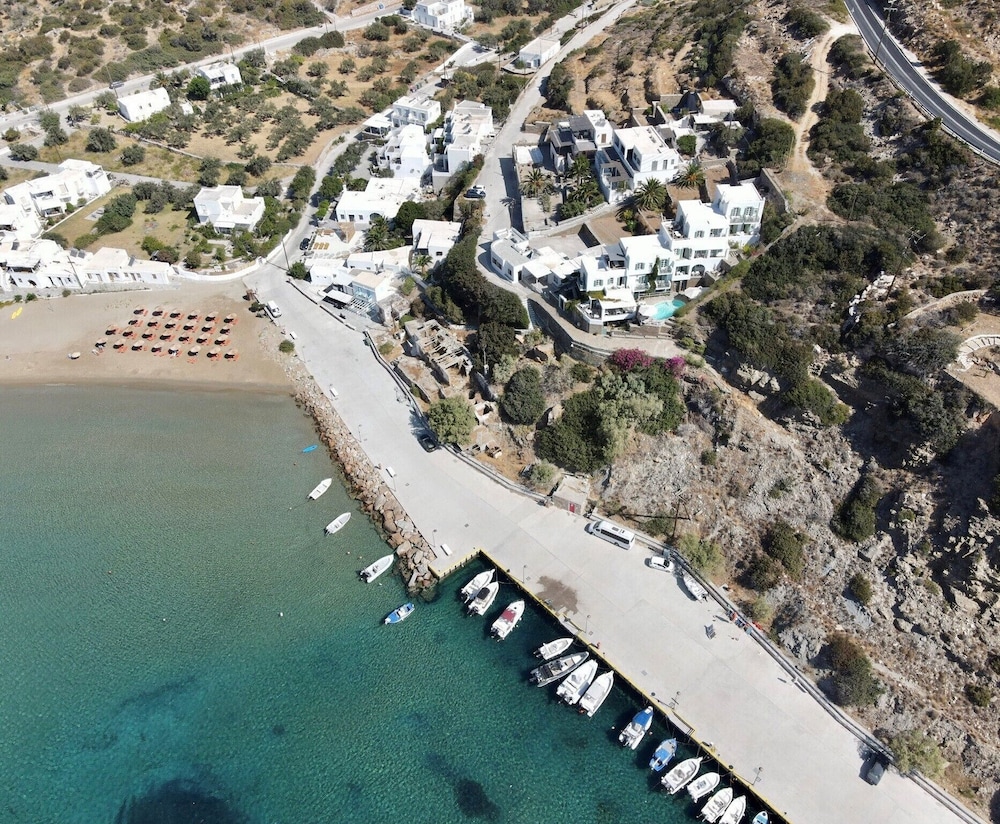 Niriedes Hotel 55/72
