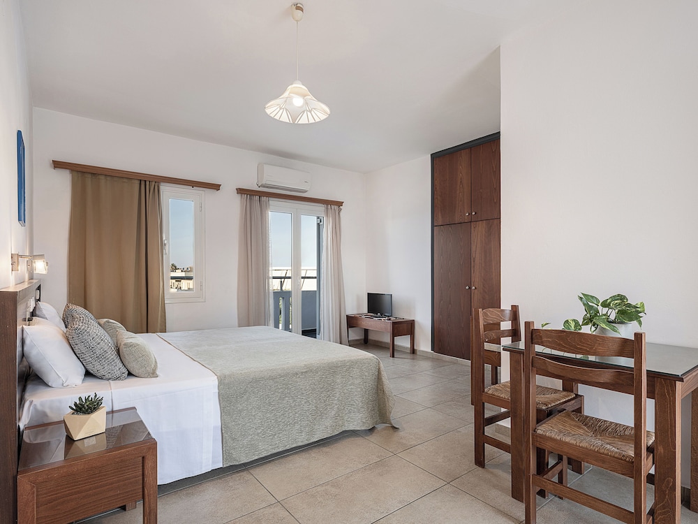 Nontas Hotel Apartaments 32/62