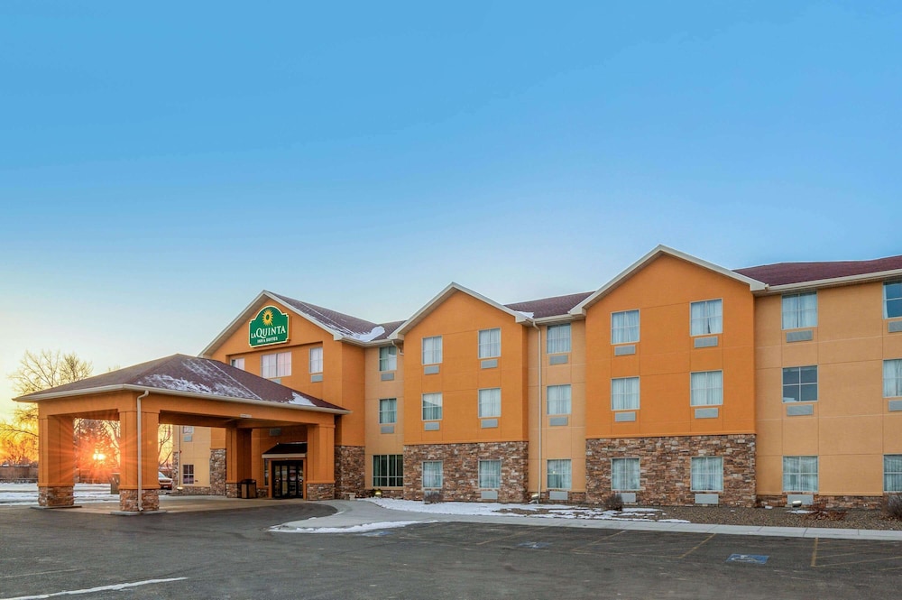 La Quinta Inn & Suites by Wyndham Glendive 1/56