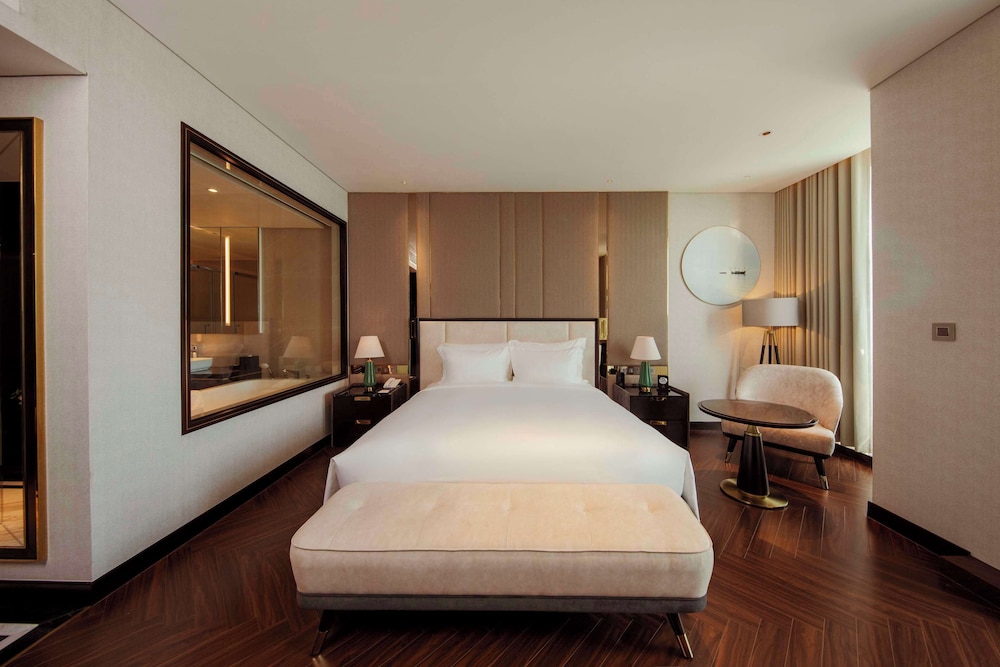Radisson Blu Hotel 17/50